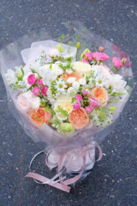 bo hoa mix nhieu mau ruc ro